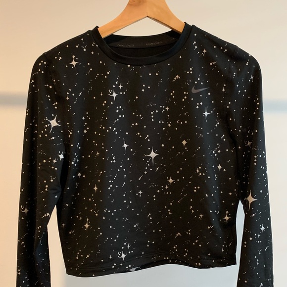 nike women's pro warm starry night cropped long sleeve shirt